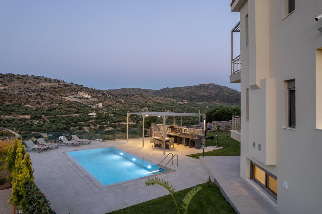 Utopia Luxury *